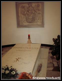 Gr�b papie�a Jana Paw�a II
